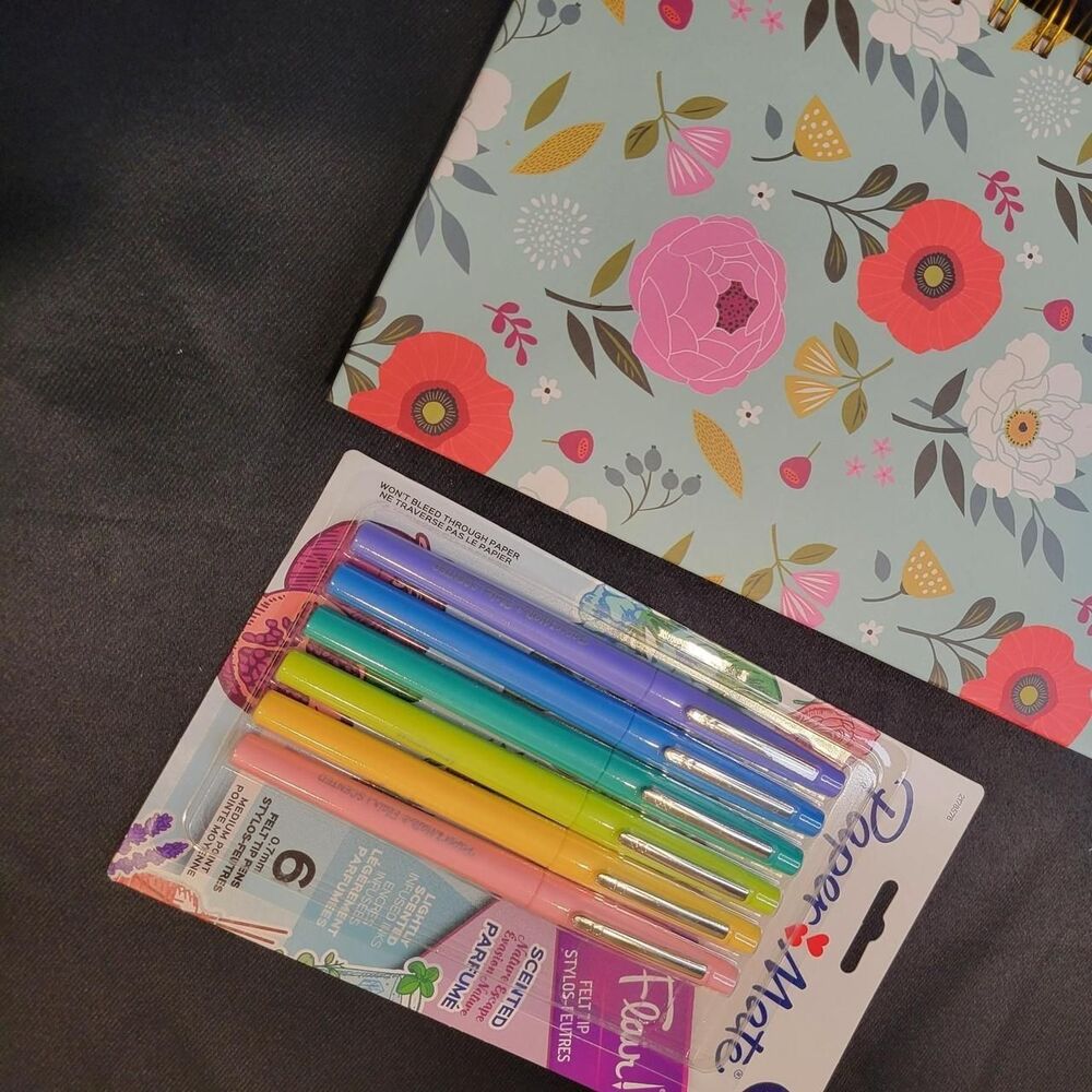 Flower notebook with Paper-mate Multi